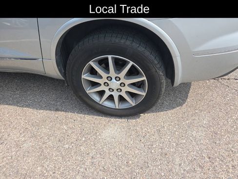 Used 2017 Buick Enclave Convenience FWD image 6