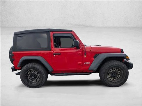 Used 2018 Jeep Wrangler Sport AWD/4WD image 4