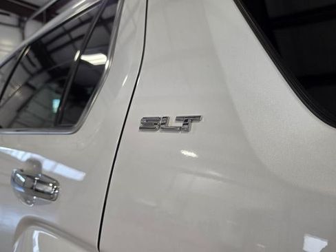 Used 2017 GMC Terrain SLT w/ Open Road Package FWD image 11