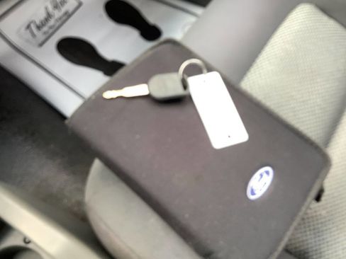 Used 2004 Ford Explorer Sport Trac XLS image 33