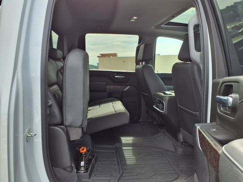 Used 2021 GMC Sierra 3500 Denali w/ Denali Ultimate Package AWD/4WD image 34