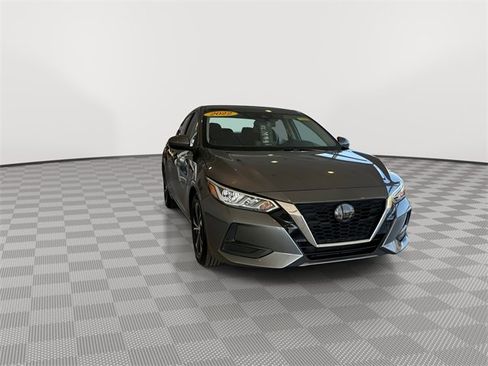Used 2022 Nissan Sentra SV image 3