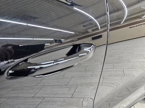 Used 2020 Porsche Cayenne image 13