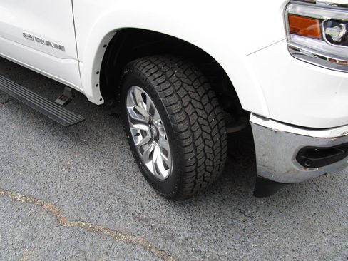 Used 2019 RAM 1500 Limited AWD/4WD image 37