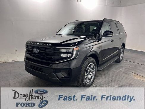New 2025 Ford Expedition Active image 1