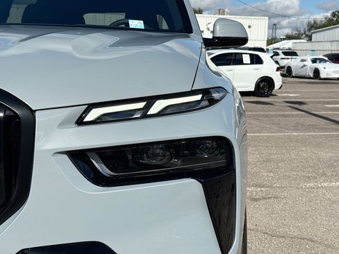 New 2026 BMW X7 xDrive40i w/ M Sport Package image 9