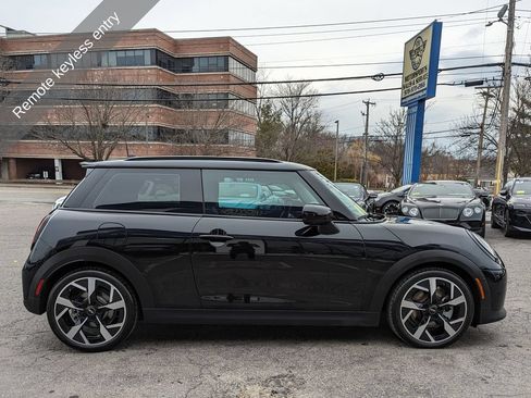 Used 2025 MINI Cooper S FWD image 7