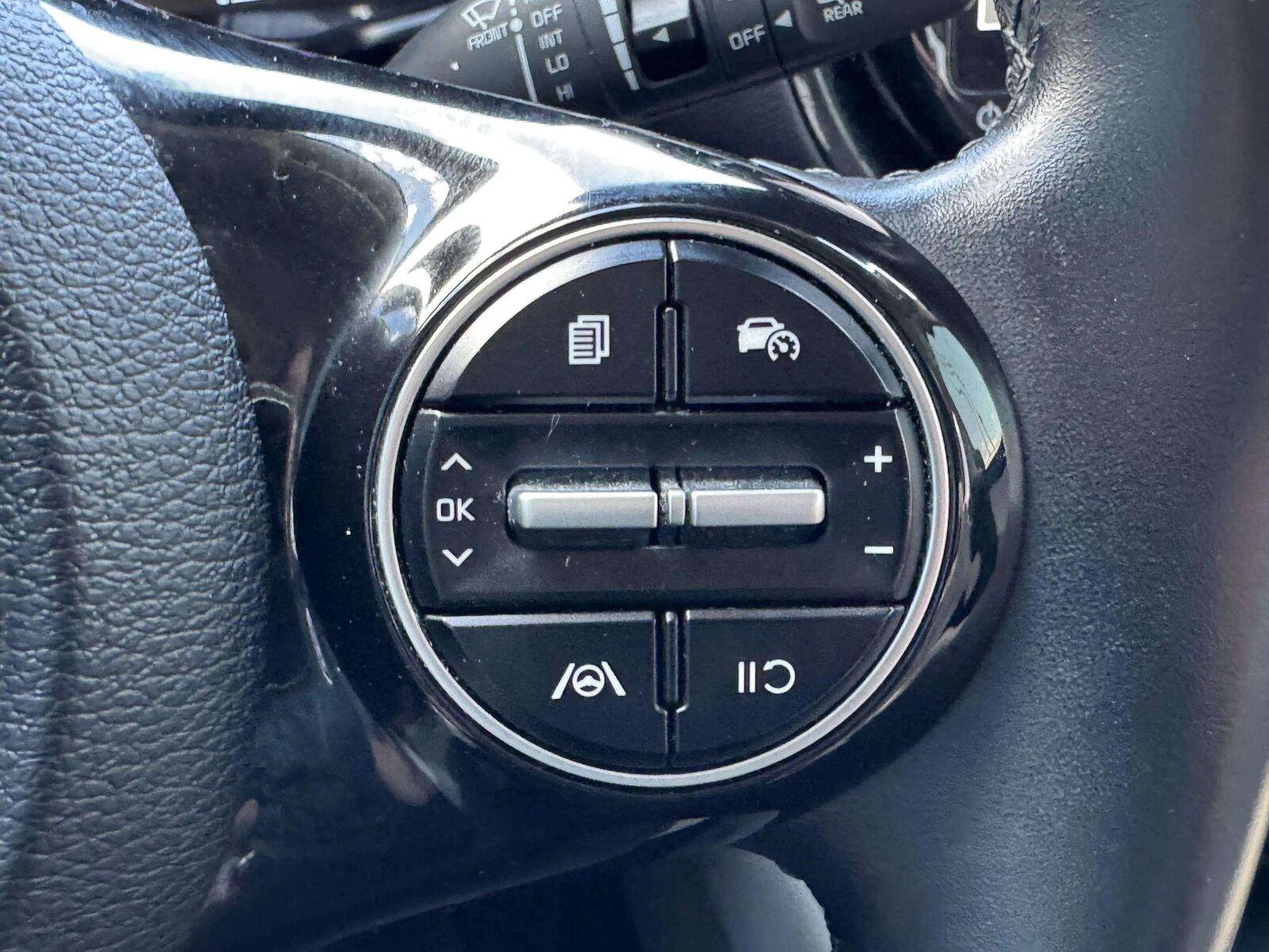 Used 2023 Kia Soul EX FWD image 25
