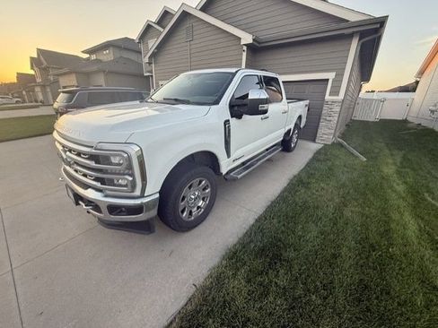 Used 2024 Ford F250 Lariat w/ Chrome Package AWD/4WD image 11