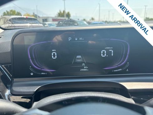 Used 2025 Kia Seltos S AWD/4WD image 23