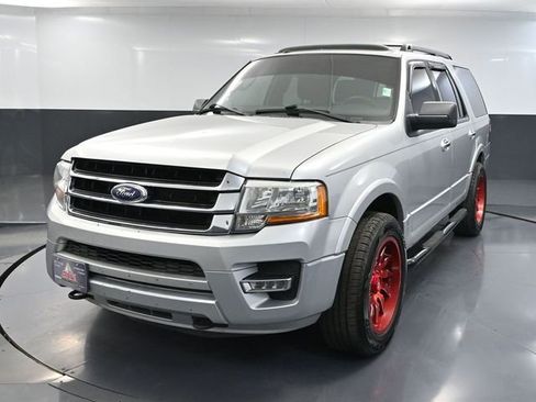 Used 2017 Ford Expedition XLT AWD/4WD image 11
