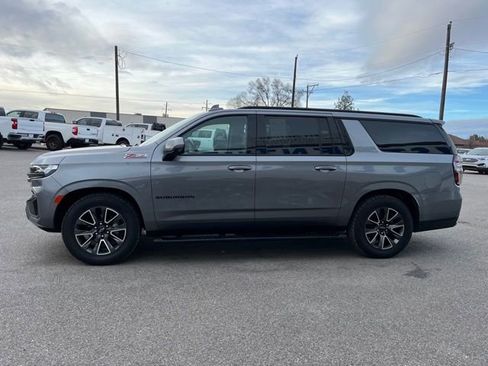 Used 2022 Chevrolet Suburban Z71 w/ Off-Road Capability Package image 10