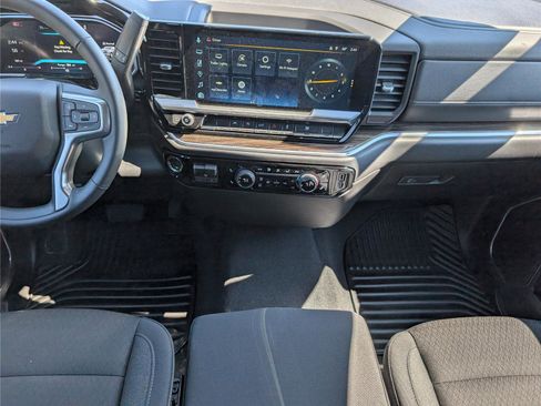 Used 2026 Chevrolet Silverado 1500 LT image 18