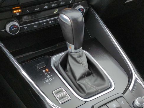 Used 2023 MAZDA CX-9 Touring Plus image 32