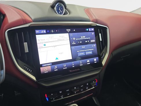 Used 2023 Maserati Ghibli Modena image 21