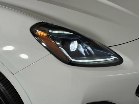 Used 2023 Maserati Grecale Modena AWD/4WD image 9