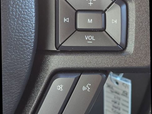 Used 2022 Ford F250 XLT w/ XLT Value Package image 22