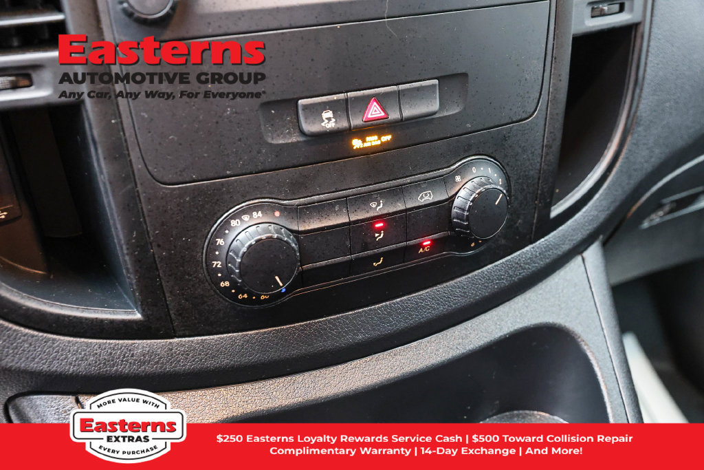 Used 2023 Mercedes-Benz Metris image 20