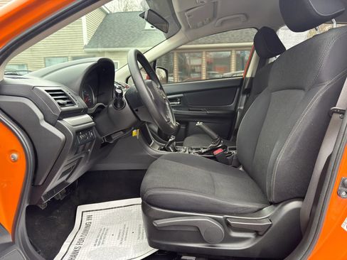 Used 2014 Subaru Crosstrek 2.0i Premium image 19