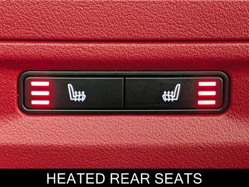 Used 2022 Jaguar F-PACE SVR image 20