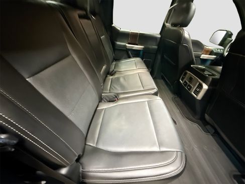 Used 2017 Ford F150 Lariat w/ Equipment Group 502A Luxury image 32