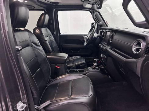 Certified 2023 Jeep Wrangler Unlimited Sahara w/ Cold Weather Group image 17