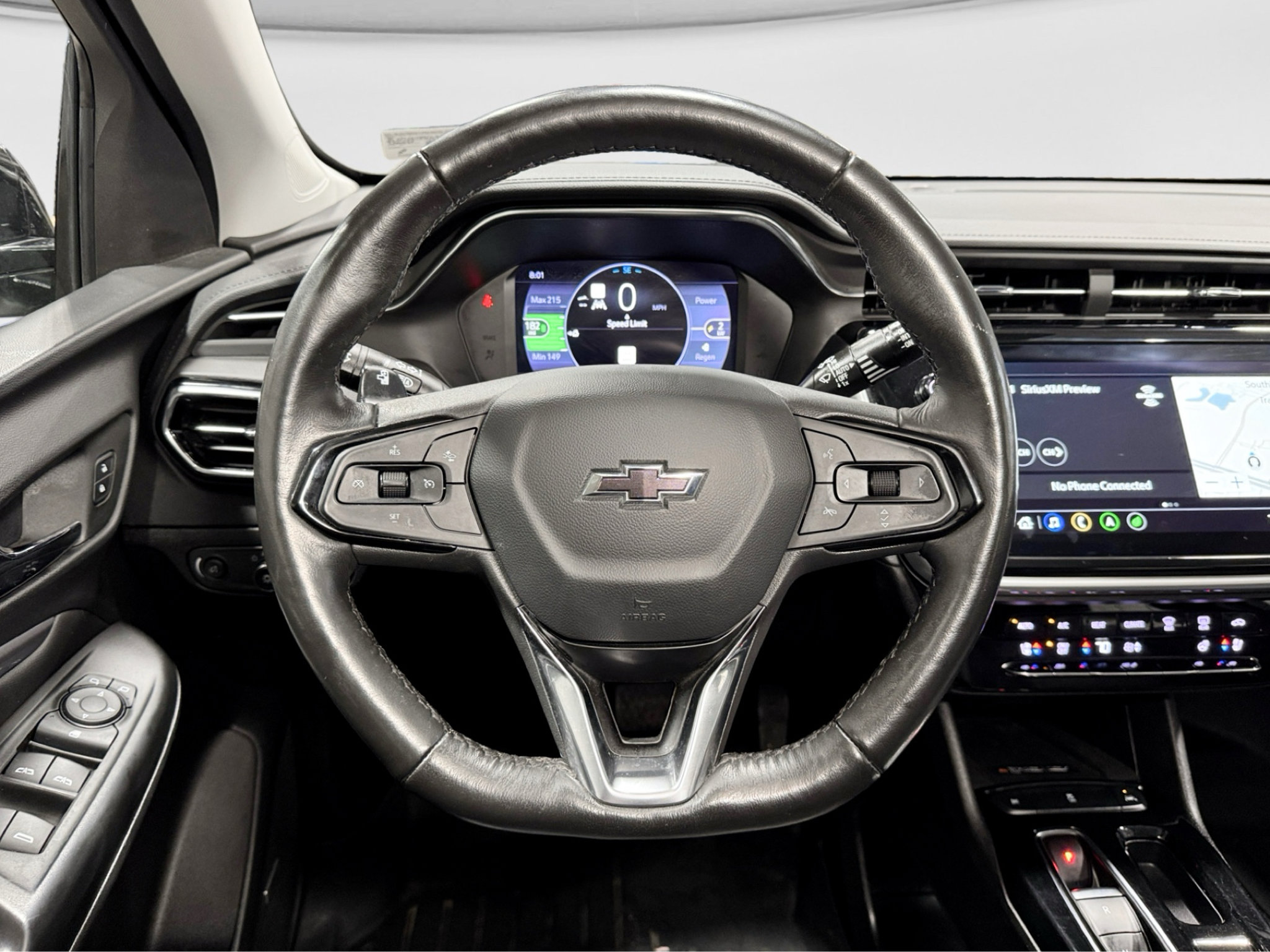 Used 2023 Chevrolet Bolt EUV Premier w/ Sun & Sound Package FWD image 8