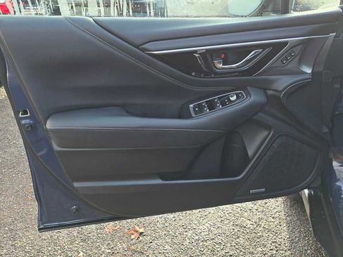 Used 2023 Subaru Outback Touring w/ Popular Package #2 image 23