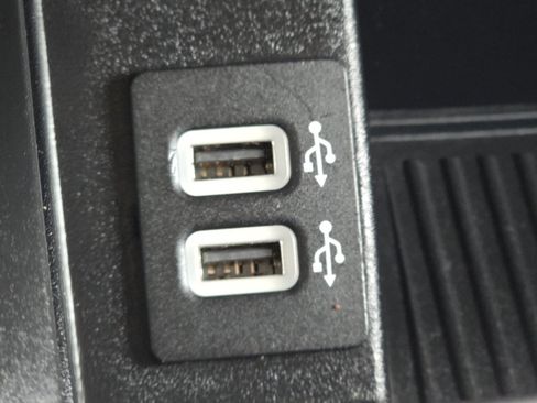 Used 2020 Ford F150 XLT w/ Equipment Group 302A Luxury image 7