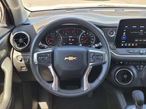 Used 2025 Chevrolet Blazer LT AWD/4WD image 11