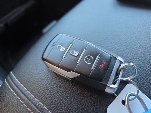 Used 2023 RAM 1500 Lone Star image 30