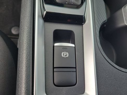 New 2026 Nissan Altima 2.5 SV AWD/4WD image 30
