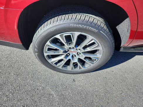 New 2026 GMC Yukon Denali w/ Denali Reserve Package image 5