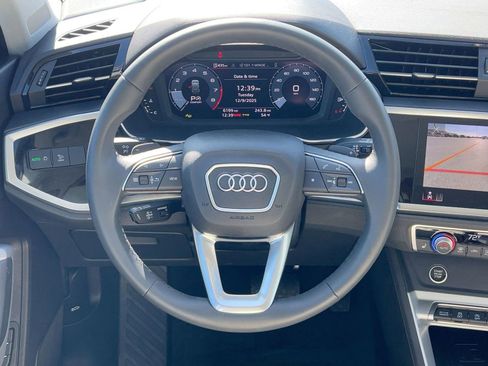 Certified 2025 Audi Q3 2.0T Premium Plus w/ Premium Plus Package image 17