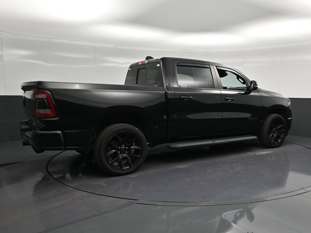 Used 2023 RAM 1500 Laramie AWD/4WD image 3