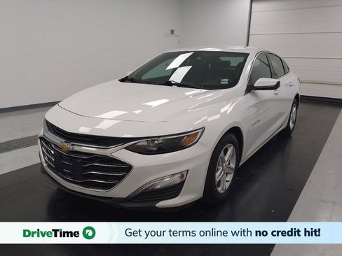 Used 2022 Chevrolet Malibu LS w/ Driver Confidence Package II FWD image 1