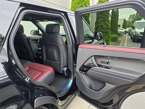 New 2025 Land Rover Range Rover Sport Dynamic SE image 27