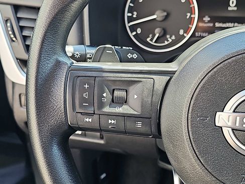 Used 2024 Nissan Rogue SV AWD/4WD image 21