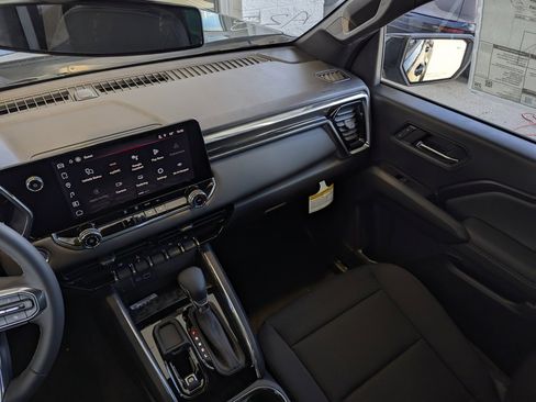 New 2026 GMC Canyon Elevation image 18