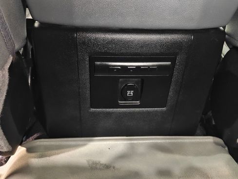 Used 2018 RAM 1500 Big Horn AWD/4WD image 28