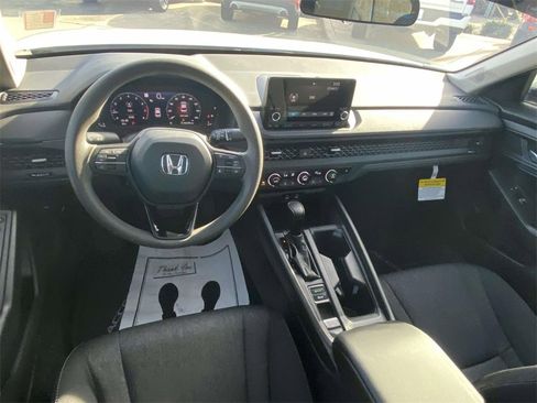 Used 2023 Honda Accord EX image 15