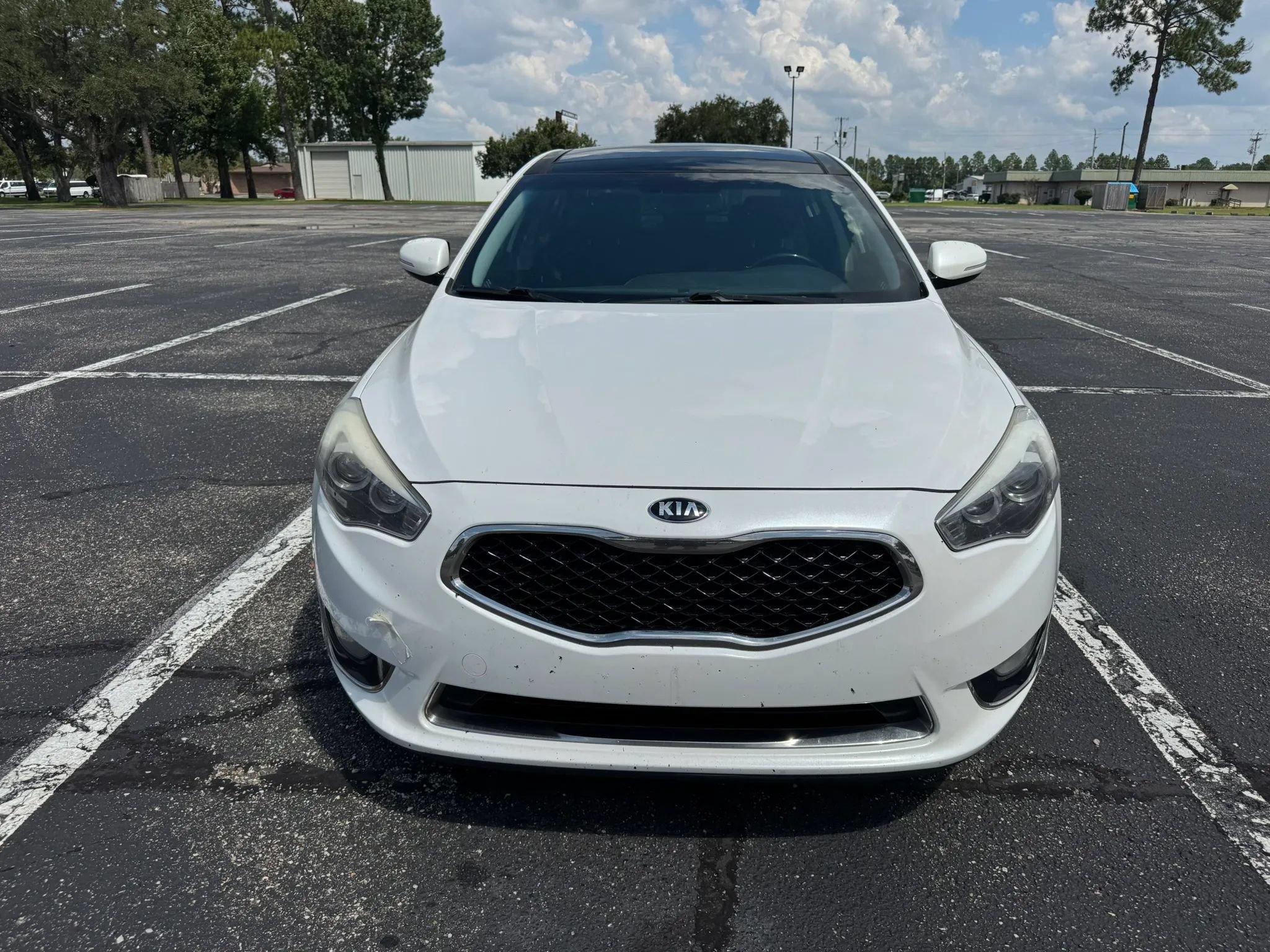 Used 2016 Kia Cadenza Premium FWD image 3
