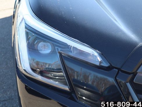 Used 2023 Subaru Forester Limited image 12