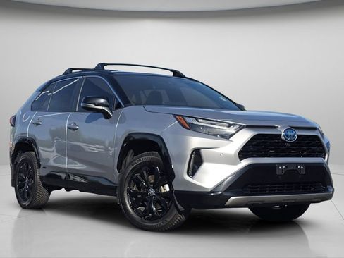 Used 2024 Toyota RAV4 XSE w/ Advanced Technology Package AWD/4WD image 2