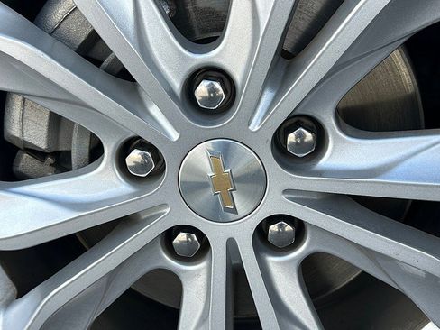 Used 2023 Chevrolet Malibu LT image 32