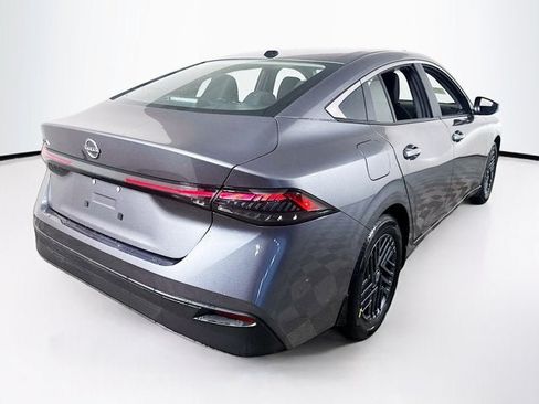 New 2026 Nissan Sentra SV w/ SV Convenience Package FWD image 5
