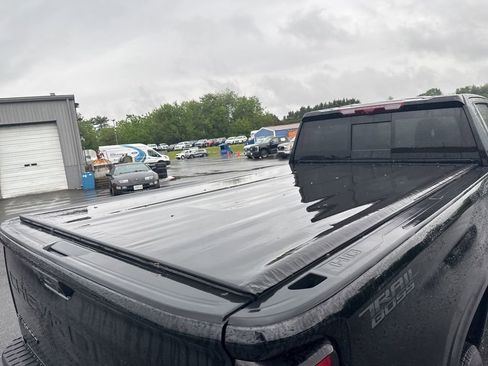 Used 2025 Chevrolet Silverado 2500 LTZ w/ Trail Boss Package AWD/4WD image 8