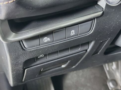 Used 2024 MAZDA MAZDA3 s FWD image 16