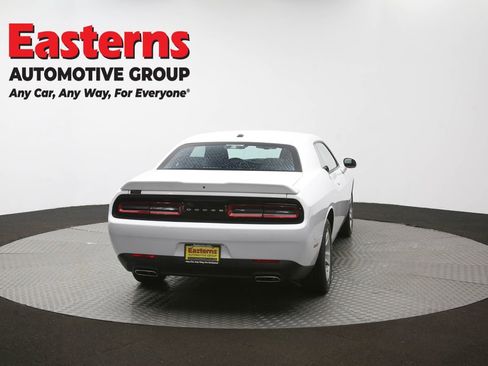 Used 2022 Dodge Challenger SXT image 36