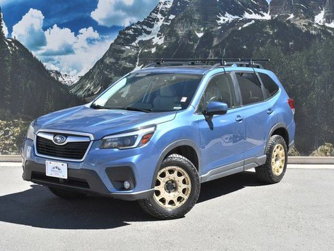 Used 2021 Subaru Forester Premium image 6